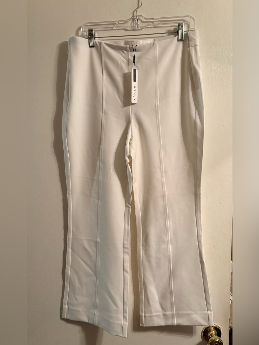 NWT Chico So Slimming Kick Flare Pants